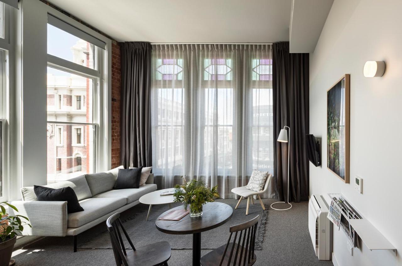 The Chamberson Hotel Dunedin Luaran gambar The interior of a typical apartment
