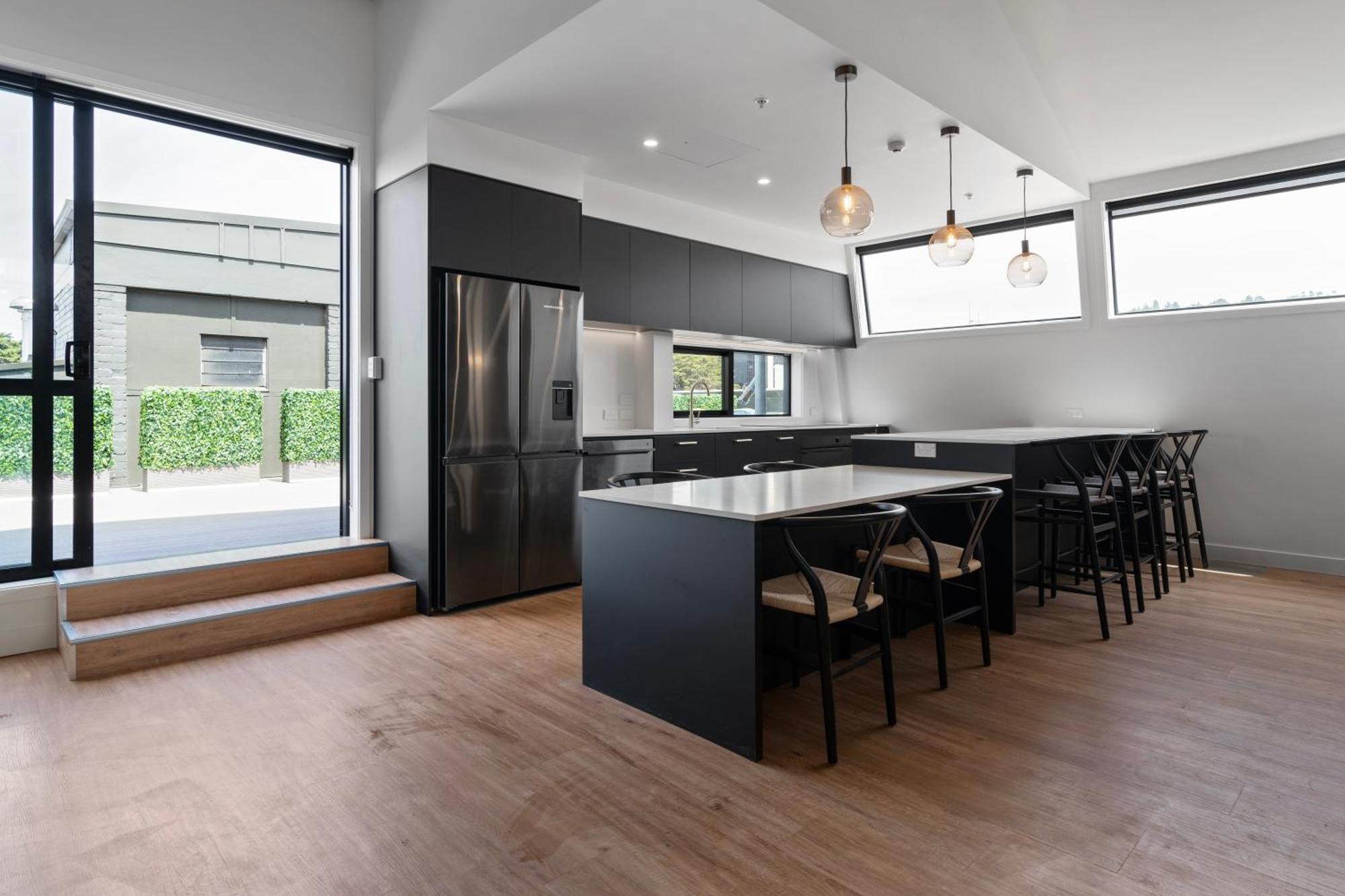 The Chamberson Hotel Dunedin Luaran gambar The kitchen at the 2018-built house